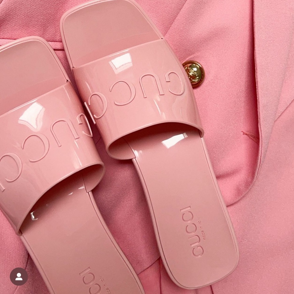 Gucci logo sandals